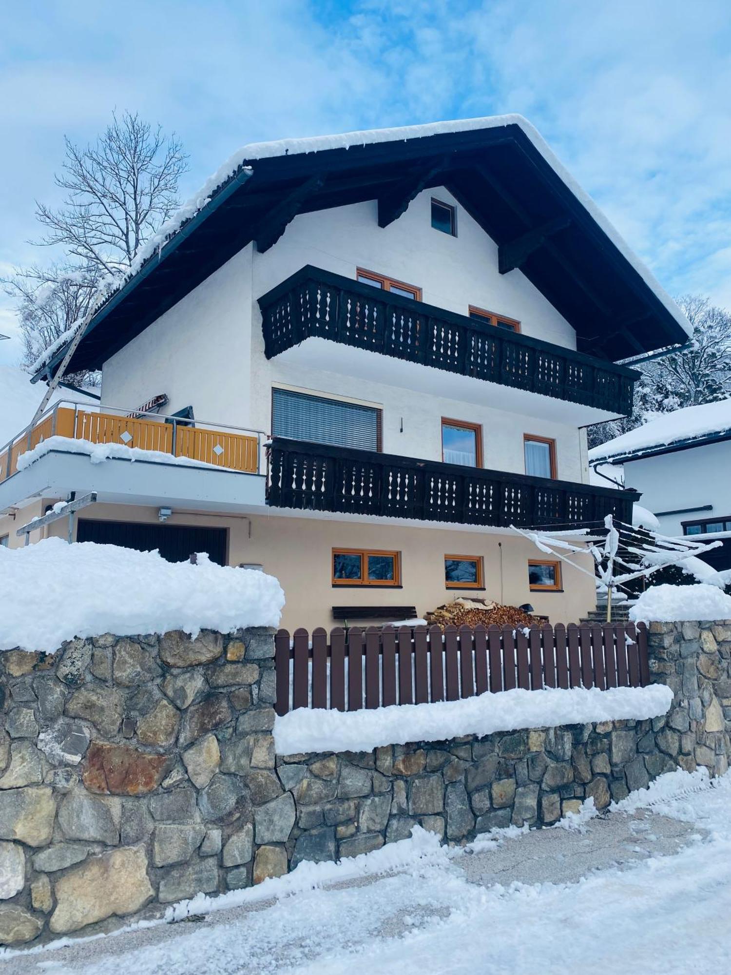 Ferienhaus Joloisia Mit Blick Auf Planai Villa Schladming Esterno foto